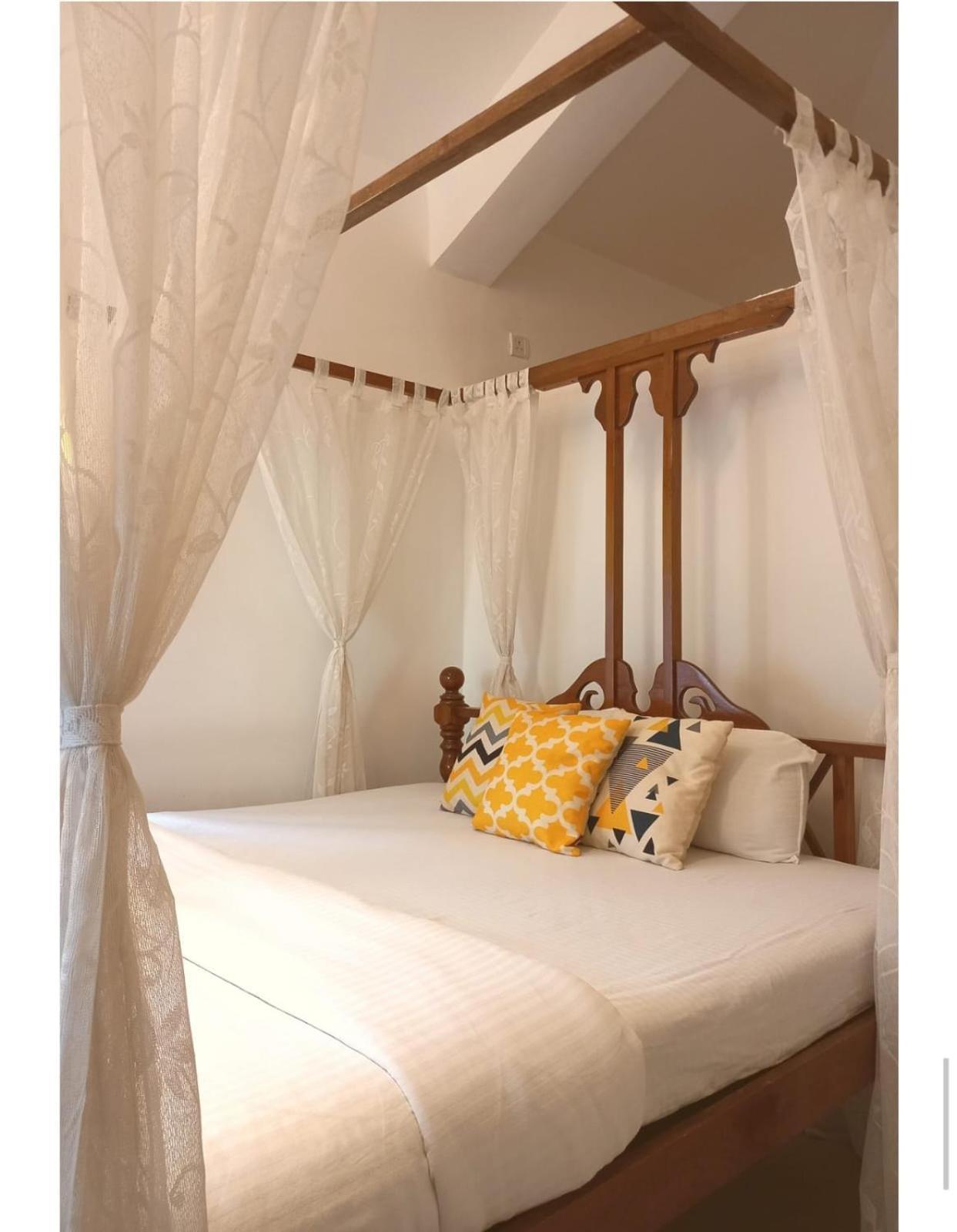 Ronne's Casa De Piscina Privada 3bhk Verla