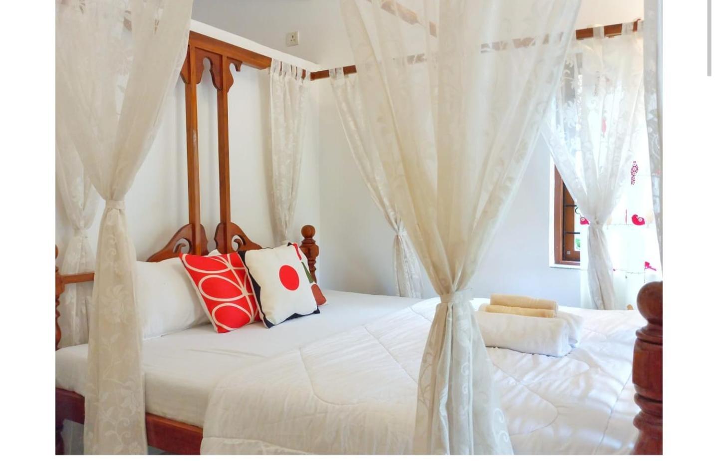Villa Ronne's Casa De Piscina Privada 3bhk